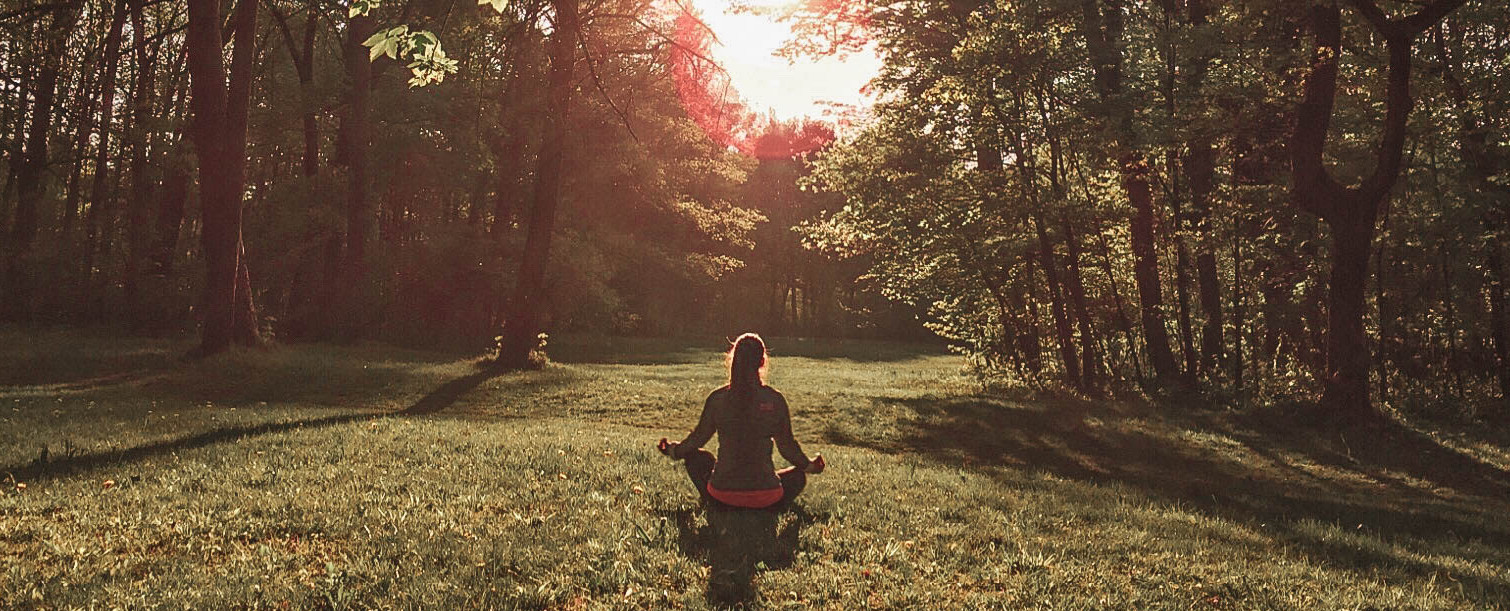 Wie du beim Meditieren die Gedanken abschalten kannst.
